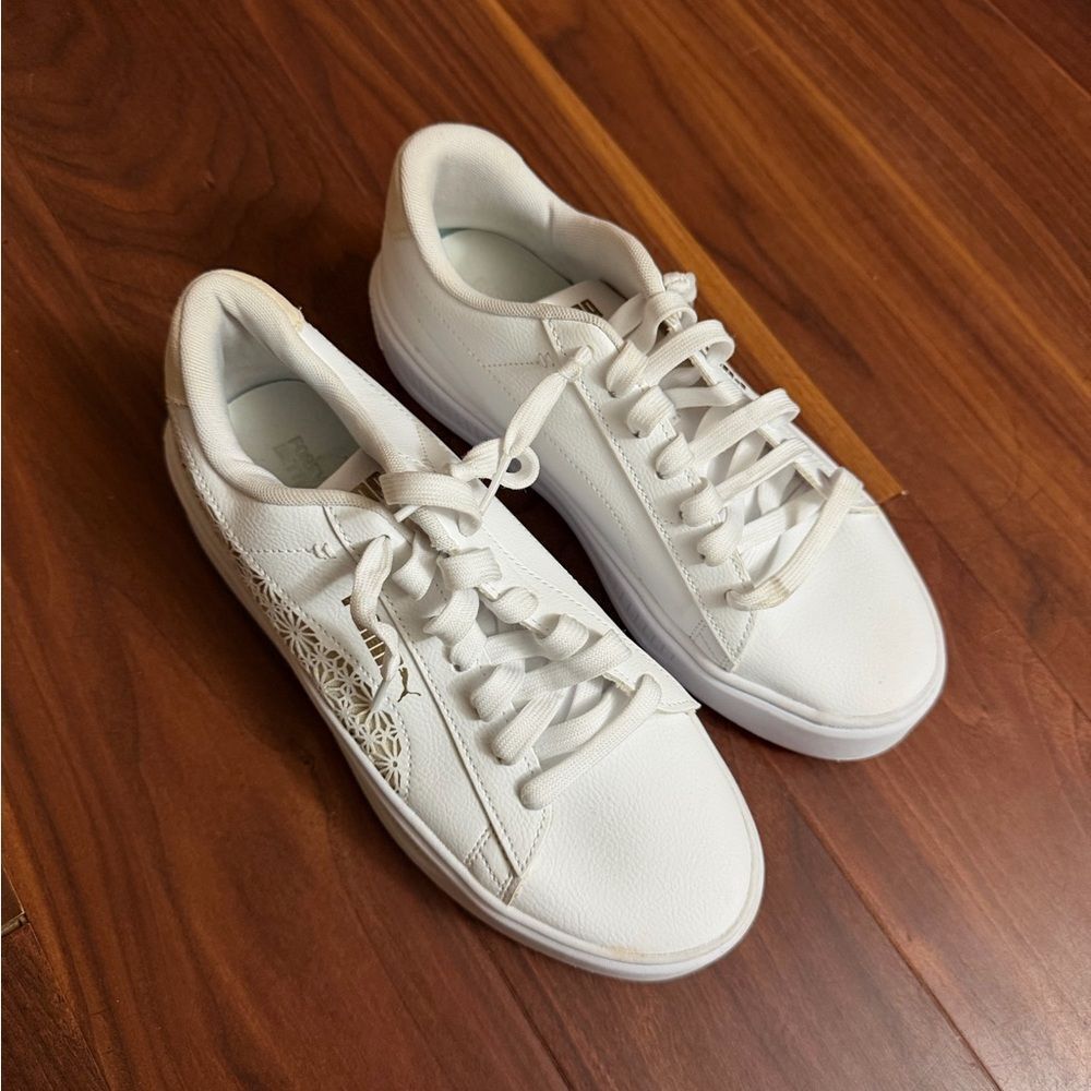 Puma Women's White Sneakers size 9 Never Used